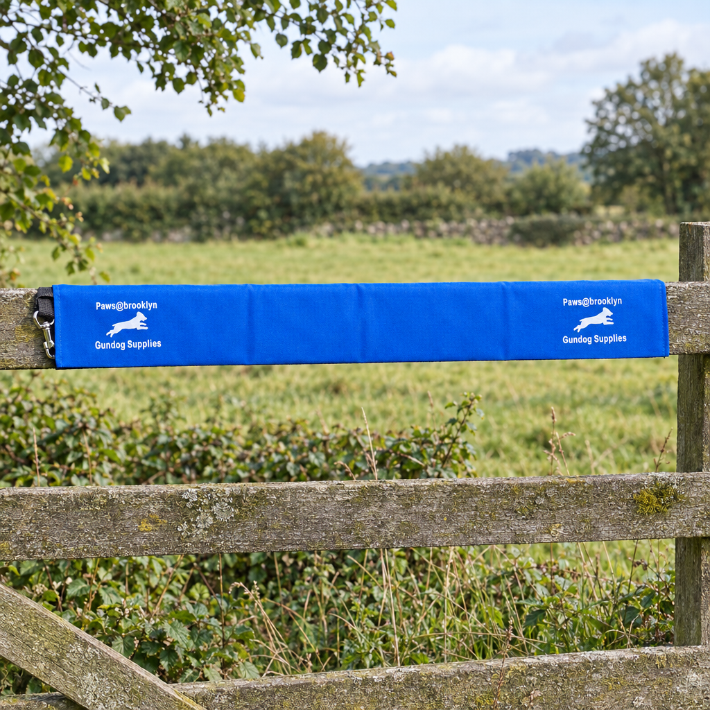 Blue Paws@Brooklyn gundog fence cover on a countryside fence